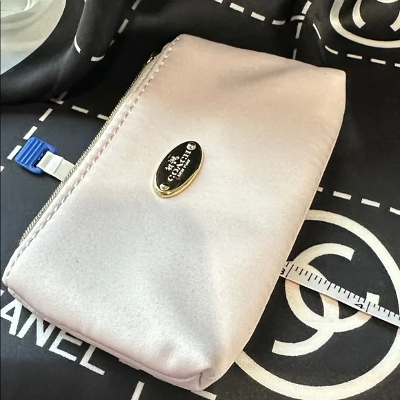 Coach Women's Light Pink Cosmetic Case - Picture 6 of 8